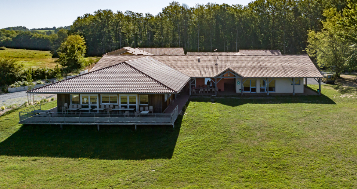 DJI_20230821101709_0070_D- Camping & Base de Rouffiac@Déclic&Décolle.jpg